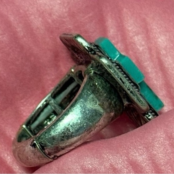 🎉❤️Maria Turquoise Silver Cross Stretch Ring - Picture 3 of 5